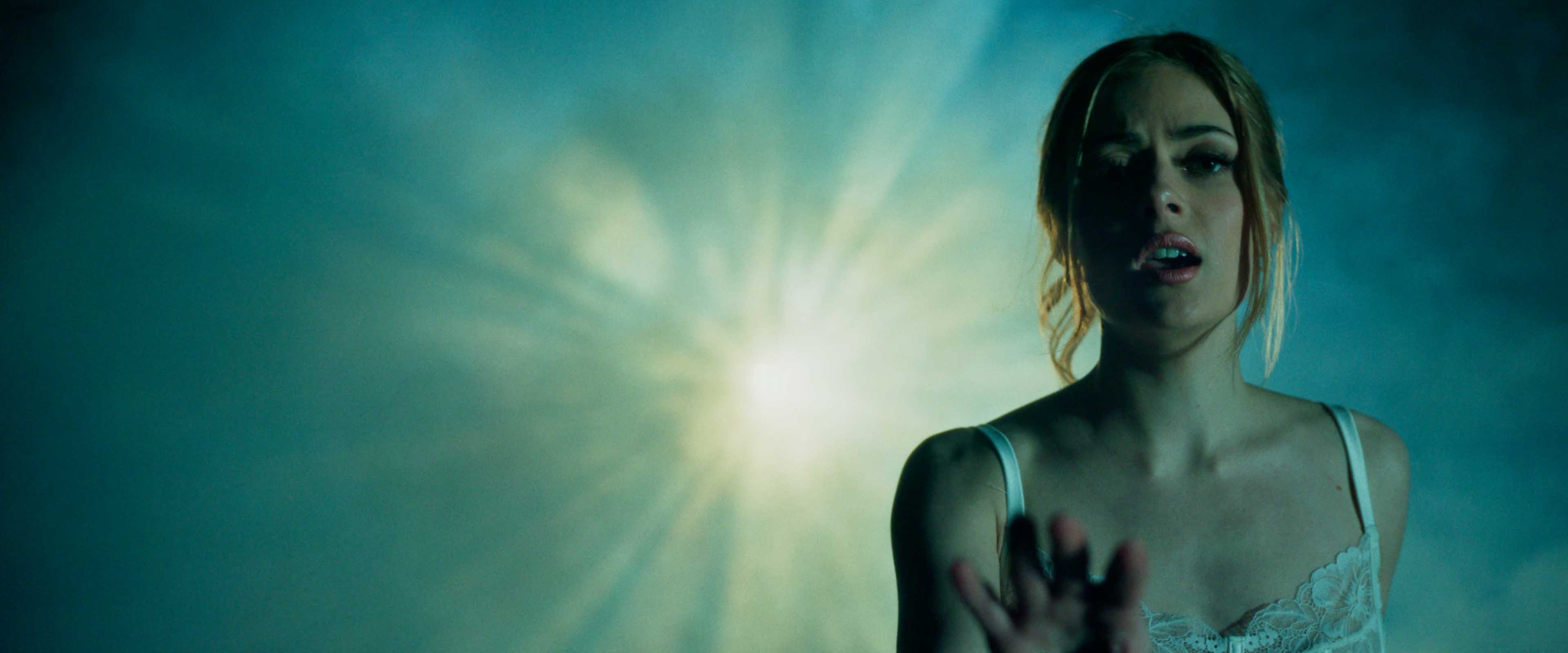 Play Kim Mona Preview